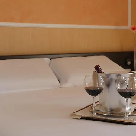 Ξενοδοχείο Panorama 4*